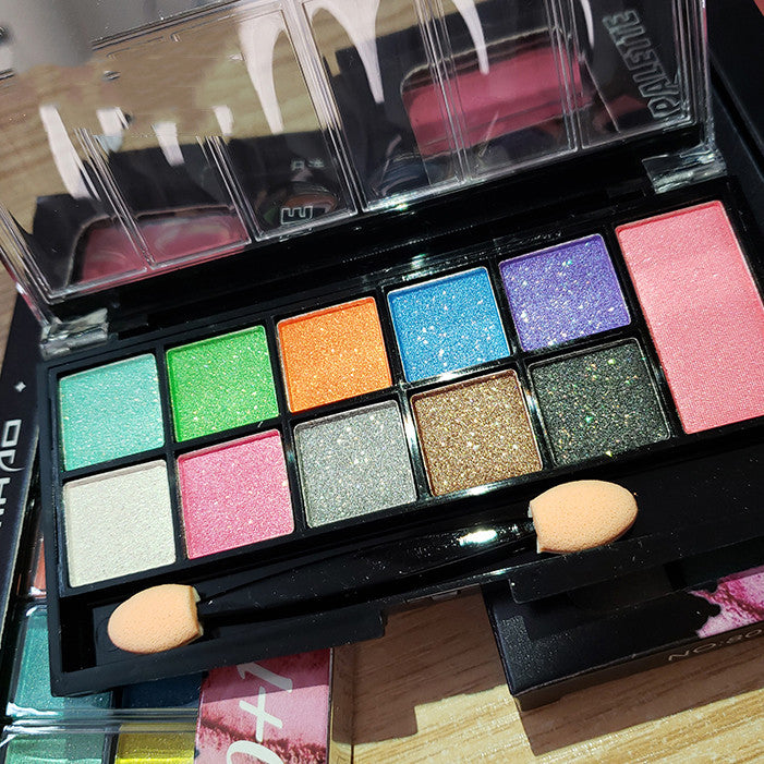 Blue-green-purple-yellow Eye Makeup